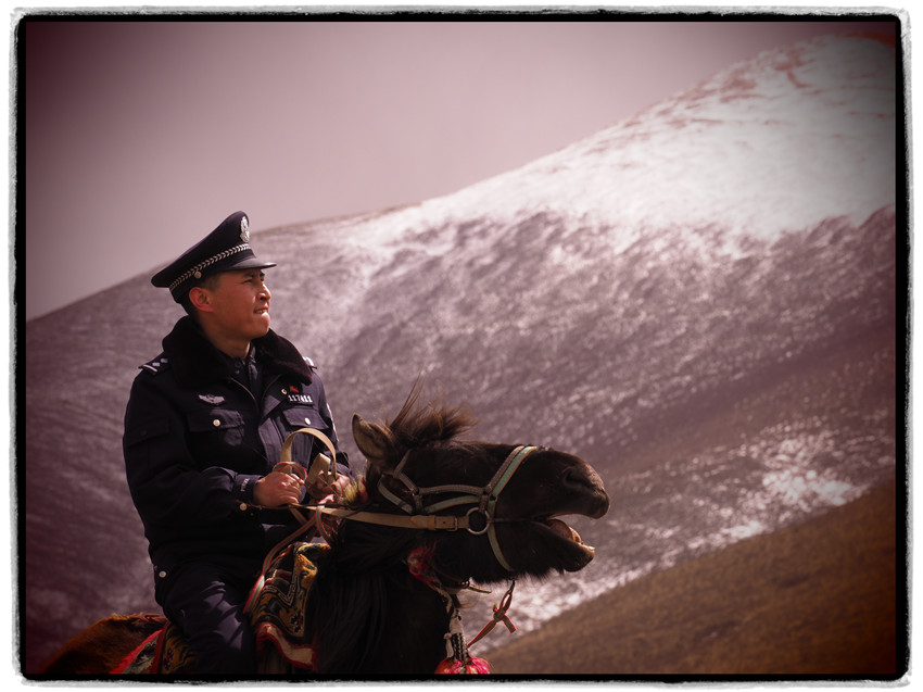 羅桑達娃在.jpg 羅桑達娃在.jpg